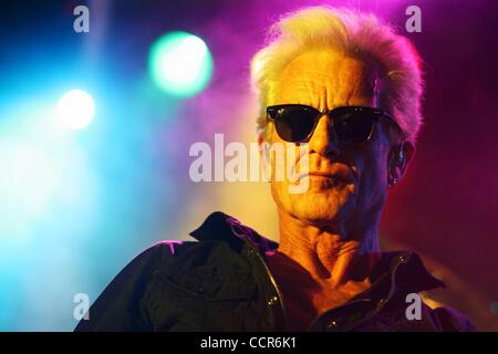 28 mai 2010 - Moscou, Russie - le chanteur Graham Bonnet du groupe de rock Despistaos en live sur scène. (Crédit Image : Â© PhotoXpress/ZUMApress.com) Banque D'Images