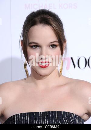 Oct 01, 2010 - Los Angeles, Californie, USA - Actrice KATE PANABAKER au 8e sommet annuel Teen Vogue Young Hollywood Party tenu au Studios Paramount, à Hollywood. (Crédit Image : © Jeff Frank/ZUMApress.com) Banque D'Images