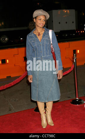 11 février 2004 - Hollywood, Californie, États-Unis - K35267EG.PREMIÈRE MONDIALE DE DANS LES CORDES AU GRAUMAN'S Chinese Theatre à Hollywood, Californie.02/11/2004. /2004/ EGI.KIMBERLY ELISE(Image Crédit : Â© Ed Geller/Globe Photos/ZUMAPRESS.com) Banque D'Images