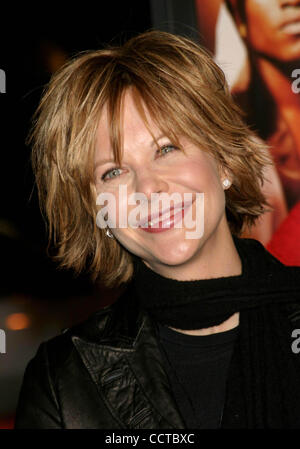 11 février 2004 - Hollywood, Californie, États-Unis - K35267EG.PREMIÈRE MONDIALE DE DANS LES CORDES AU GRAUMAN'S Chinese Theatre à Hollywood, Californie.02/11/2004. /2004/ EGI.MEG RYAN(Image Crédit : Â© Ed Geller/Globe Photos/ZUMAPRESS.com) Banque D'Images