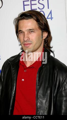 Le 7 novembre 2004 - Hollywood, Californie, États-Unis - K40156EG.MAUVAISE ÉDUCATION AFI AU CINERAMA DOME THEATRE.Hollywood, CA.11/07/2004. /2004/ EGI.OLIVIER MARTINEZ(Image Crédit : Â© Ed Geller/Globe Photos/ZUMAPRESS.com) Banque D'Images