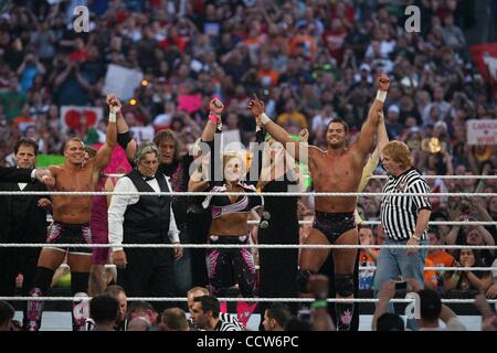 Mar 28, 2010 - Phoenix, Arizona, USA - La famille Hart lors de WWE Wrestlemania 26. (Crédit Image : Â© Matt Roberts/ZUMA Press) Banque D'Images