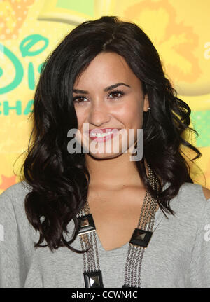 15 mai 2010 - Burbank, Californie, États-Unis - Demi Lovato arrive à la Disney et ABC Television Group été presse princesse chez ABC de Burbank. (Crédit Image : © Lisa O'Connor/ZUMA Press) Banque D'Images