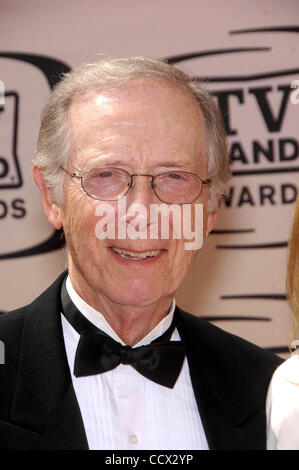 17 avril 2010 - Hollywood, Californie, États-Unis - Bernie Kopell au cours de la 8e édition de TV Land Awards, qui a eu lieu au Studio Sony, le 17 avril 2010, à Culver City, en Californie.. 2010.I15182MGE(Credit Image : Â© Michael Germana/Globe Photos/ZUMApress.com) Banque D'Images
