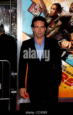 20 avril 2010 - Hollywood, Californie, États-Unis - Jason Patric lors de la première du nouveau film de Warner Bros Pictures les perdants, tenue au Grauman's Chinese Theatre, le 20 avril 2010, à Los Angeles.. K64641MGE(Image Crédit : Â© Michael Germana/Globe Photos/ZUMApress.com) Banque D'Images