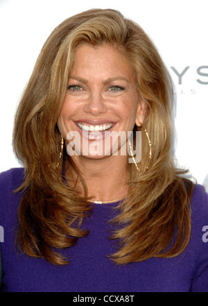 Le 08 mai 2010 - Los Angeles, Californie, États-Unis - KATHY IRELAND célèbre la Fête des mères.à Gearys à Beverly Hills, CA. 05-08-10. 2010..K464755(LONG DROIT Crédit : Â© D. Long/Globe Photos/ZUMApress.com) Banque D'Images