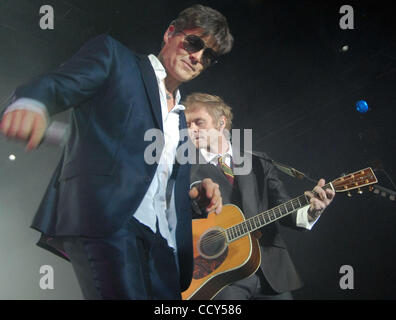 06 mai 2010 - New York, New York, États-Unis d'AHA en live en conert au Nokia Theater de New York Image Crédit : Jeffrey Geller/Zuma Press Banque D'Images