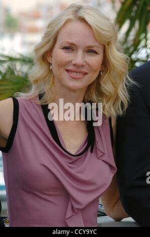 20 mai 2010 - Cannes, France - actrice Naomi Watts assiste à la 'juste' Jeu photocall au cours de la 63e Festival de Cannes. (Crédit Image : Â© Frédéric/Injimbert ZUMA Press) Banque D'Images