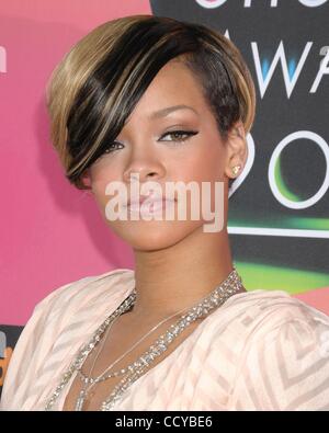 Mar 27, 2010 - Los Angeles, Californie, USA - Singer RIHANNA au 2010 Nickelodeon's Kids Choice Awards qui a eu lieu à l'UCLA's Pauley Pavilion, Westwood Ca. (Crédit Image : Â© Paul Fenton/ZUMA Press) Banque D'Images