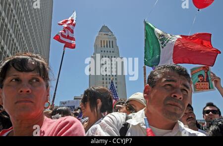 01 mai 2010 - Los Angeles, Californie, États-Unis - environ 100 000 manifestants se rassemblent pour un jour peut-être l'immigration rally. (Crédit Image : Â© Ringo Chiu/ZUMA Press) Banque D'Images