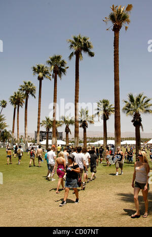 Le 25 avril 2008 ; Indio, CA, USA ; entrée de la vallée de Coachella 2008 Music & Arts Festival à l'Empire Polo Club. Crédit obligatoire : Photo par Vaughn Youtz/ZUMA Press. (©) Copyright 2007 par Vaughn Youtz. Banque D'Images