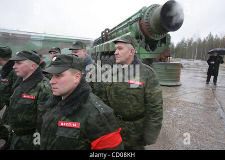 Plesetsk - port spatial de la Russie du Nord canadien situé dans la région d'Arkhangelsk, à environ 800 km au nord de Moscou. Photo:Topol RS12M équipage complexe de missiles balistiques intercontinentaux Banque D'Images