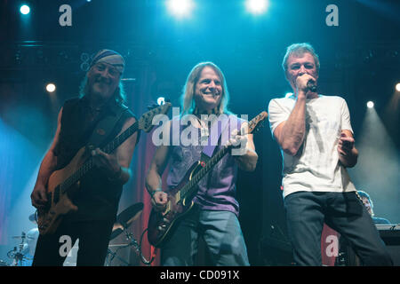 'DEEP PURPLE' du groupe légendaire de rock Concert Live dans la ville de Kazan . Photo : Roger Glover , Steve Morse , Ian Gillan Banque D'Images