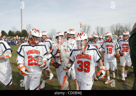 04 mai 2010 - Charlottesville, Virginie, États-Unis - University of Virginia men's lacrosse équipe dirigée par l'entraîneur-Starcia Dom a publié une déclaration mardi en disant qu'ils vont jouer le reste de la saison à Charlottesville, VA. George Huguely, 22, une étudiante de quatrième année de Chevy Chase, dans le Maryland, a être Banque D'Images