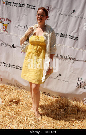 22 juin 2008 - Hollywood, Californie, États-Unis - J13394CHW.DR FRANK RYAN'S WESTERN ROUND UP ET BARBECUE AU PROFIT DE LA FONDATION BONY PONY RANCH PONEY RANCH .BONY, Malibu, CA .06/22/08.MOLLY RINGWALD (crédit Image : Â© Clinton Wallace/Globe Photos/ZUMAPRESS.com) Banque D'Images