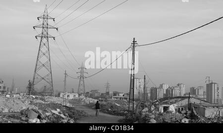 10/02/2008 Istanbul - Turquie - Le premier est la fixation des zones en ruines et vivent dans des conditions insalubres qui s'est produite en raison de l'urbanisation non planifiée, d'autre part ces domaines sont considérés comme des investissements en capital. Village olympique et ses environs est le principal facteur qui a accéléré le projet. Aya Banque D'Images