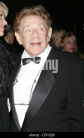 13 novembre 2008 - New York, New York, États-Unis - Jerry Stiller arrive pour le Museum of Moving Image hommage à Ben Stiller au Cipriani 42nd Street le 12 novembre 2008... / K60144(TGA Image Crédit : Â© Terry/Gatanis ZUMAPRESS.com)/Photos Globe Banque D'Images