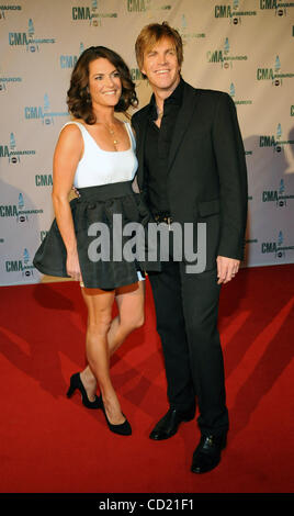 Nov 12, 2008 - Nashville, Tennessee, USA - Musicien JACK INGRAM sur le tapis rouge de la musique Country Plus grande soirée dans le cadre de la CMA awards 2008 qui ont eu lieu lors du Sommet Centre situé en centre-ville de Nashville. (Crédit Image : © Jason Moore/ZUMA Press) Banque D'Images