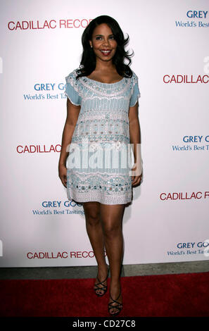 24 nov., 2008 - Hollywood, Californie, USA - Actrice SANAA LATHAN arrivant à la "Cadillac Records" Los Angeles Premiere tenue à l'Egyptian Theatre. (Crédit Image : © Lisa O'Connor/ZUMA Press) Banque D'Images