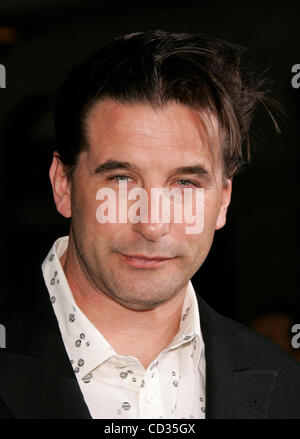 Apr 10, 2008 - Hollywood, Californie, USA - WILLIAM BALDWIN au 'Forgetting Sarah Marshall' premiere mondiale tenue au Grauman's Chinese Theatre, à Hollywood (crédit Image : © Lisa O'Connor/ZUMA Press) Banque D'Images