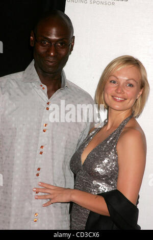 Avril 26, 2008 - New York, New York, États-Unis - 2008 TRIBECA FILM FESTIVAL SUR L'ÉVALUATION PRÉALABLE DE ''TENNESSE''.TRIBECA 04-26-2008. 2008.LANCE REDDICK ET KRISTINA YORK.K57885RM(Image Crédit : Â© Rick Mackler/Photos/ZUMAPRESS.com) Globe Banque D'Images