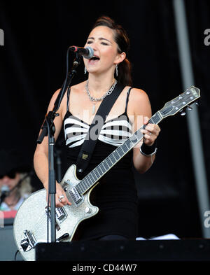 9 août 2008 - Baltimore, Maryland, USA - KT Tunstall musicien il se produit dans le cadre de l'édition 2008 du Festival de musique de Virgin Mobile, qui se déroule à la Pimlico Race Course. Les deux jours du festival permettra d'attirer plus de 40 000 fans de musique à voir une variété de agit sur trois étapes. Copyri Banque D'Images