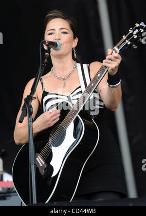 9 août 2008 - Baltimore, Maryland, USA - KT Tunstall musicien il se produit dans le cadre de l'édition 2008 du Festival de musique de Virgin Mobile, qui se déroule à la Pimlico Race Course. Les deux jours du festival permettra d'attirer plus de 40 000 fans de musique à voir une variété de agit sur trois étapes. Copyri Banque D'Images