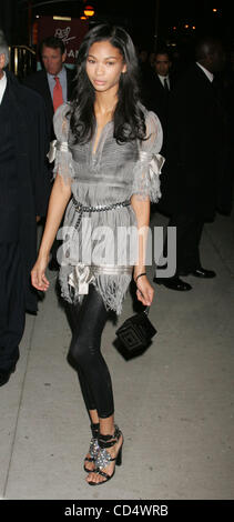 Oct 23, 2008 - New York, NY, USA - modèle Chanel Iman à l'arrivées de Fashion Group International, 25e Nuit des étoiles organisée à Cipriani Wall Street. (Crédit Image : © Nancy/Kaszerman ZUMA Press) Banque D'Images