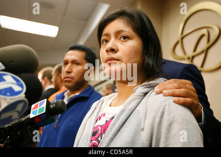 Mar 03, 2008 - Bronx, New York, USA - chauffeur de taxi Klever Sailema, 44 ans, a été chargé de produire un faux rapport de police et de facilitation pénale le 1 mars 2008, après avoir dit à la police un homme à gauche un bébé et un sac à couches à l'arrière de son taxi dans le Queens, NY, le 28 février 2008. Sailema a pris 6 mois Banque D'Images