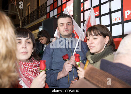 Madrid (07/03/2008). Sede del PSOE en Madrid, Calle Ferraz. El Partido Socialista Obrero, se EspaOÃÄol proclamation vencedor de las elecciones generales de 2008. Banque D'Images