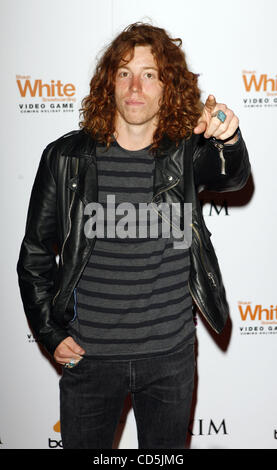 31 juillet 2008 - Hollywood, Californie, États-Unis - Jul 31, 2008 - Hollywood, Californie, USA - Shaun White à la maxime célèbre le plus grand événement dans les sports extrêmes à la cigogne le 31 juillet 2008 à Los Angeles, Californie. (Crédit Image : © Patrick Fallon/ZUMApress.com) Banque D'Images