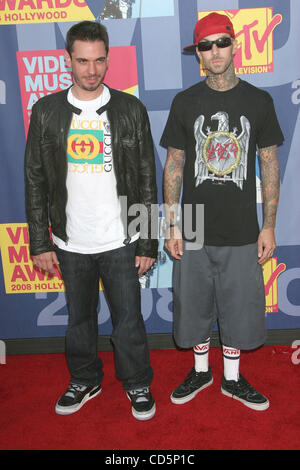 07 sept., 2008 - Los Angeles, Californie, USA - Musicien DJ AM et Travis Barker au MTV Video Music Awards s'est tenue au Studios Paramount, à Hollywood. (Crédit Image : Â© Paul Fenton/ZUMA Press) Banque D'Images