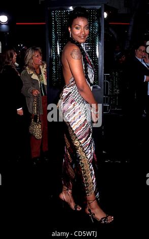 14 mai 2003 - Hollywood, Californie, États-Unis - J7625PR.Matrix Reloaded EN PREMIÈRE MONDIALE AU THÉÂTRE DU VILLAGE, CA.05/07/2003. / / 2003.NONA GAYE(Image Crédit : Â© Phil Roach/Photos/ZUMAPRESS.com) Globe Banque D'Images