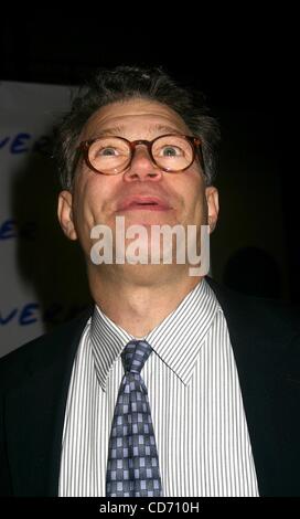 Avril 22, 2004 - New York, New York, États-Unis - AL FRANKEN.K36809ML.LA PRESTATION ANNUELLE SENTINELLES..Chelsea Piers, NEW YORK New York..04/22/2004. / 2004.(Image Crédit : Â© Mitchell Levy/Photos/ZUMAPRESS.com) Globe Banque D'Images