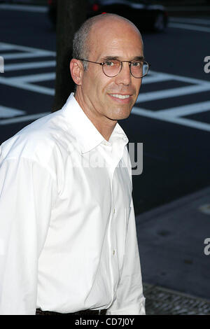 27 septembre 2004 - New York, New York, États-Unis - K39651RM.PRESSE DE LA PRINCESSE CONTE DE REQUINS AU Regency Hotel, NEW YORK New York .09/26/2004. / 2004.Jeffrey Katzenberg.DISNEYWARS(Image Crédit : Â© Rick Mackler/Photos/ZUMAPRESS.com) Globe Banque D'Images