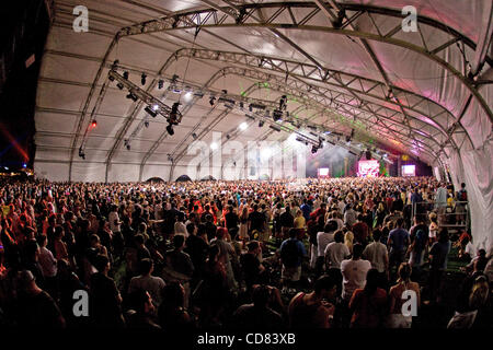 Apr 27, 2008 - Indio, California, USA - Fatboy Slim à la vallée de Coachella 2008 Music & Arts Festival (crédit Image : © Jason Murray/A-Frame/ZUMAPRESS.com) Banque D'Images