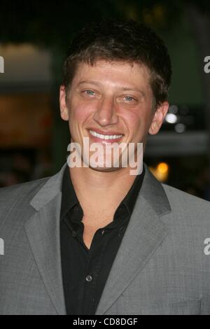 22 Oct 2008 - Los Angeles, Californie, USA - l'Acteur JOSH FINEMAN au 'Rôle' Première mondiale tenue au Mann's Village Theatre, Westwood. (Crédit Image : Â© Paul Fenton/ZUMA Press) Banque D'Images