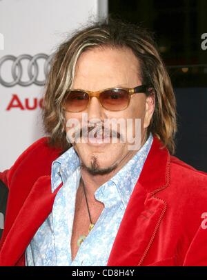 Nov 06, 2008 - Los Angeles, Californie, USA - l'acteur Mickey Rourke à l'AFI Film Festival pour 'The Wrestler' Los Angeles Premiere tenue au Grauman's Chinese Theatre. (Crédit Image : Â© Paul Fenton/ZUMA Press) Banque D'Images