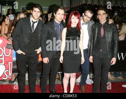 Nov 17, 2008 - Los Angeles, Californie, USA - Bande. PARAMORE au 'Twlight' Première mondiale tenue au Mann Village Theatre, Westwood. (Crédit Image : Â© Paul Fenton/ZUMA Press) Banque D'Images