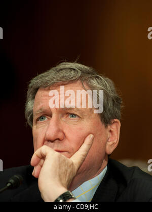 Jul 14, 2010 - Washington, District of Columbia, États-Unis, - Richard Holbrooke, représentant spécial pour l'Afghanistan et le Pakistan, témoigne lors d'une audience du Comité des relations étrangères du Sénat sur l'Afghanistan et de la Stratégie de gouvernance civile. (Crédit Image : ©/ZUMApress.com) Marovich Pete Banque D'Images