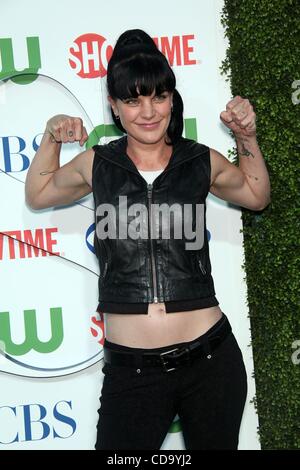 Jul 28, 2010 - Los Angeles, Californie, États-Unis - PAULEY PERRETTE au cours de l'événement Showtime CBS dans le cadre de l'ACT Été presse Tour qui a eu lieu au Beverly Hilton (crédit Image : Â© Lisa O'Connor/ZUMApress.com) Banque D'Images