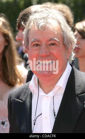 21 août 2010 - Los Angeles, Californie, USA - Terry Jones à la 62e Primetime Creative Arts Emmy Awards - Arrivals tenue au Nokia Theatre LA Live, Los Angeles. (Crédit Image : © Jeff Frank/ZUMApress.com) Banque D'Images