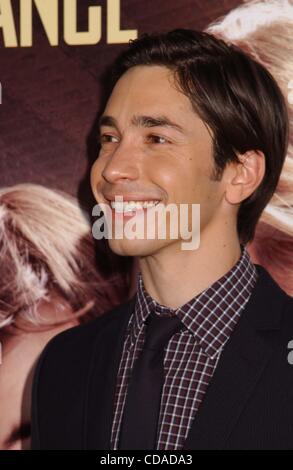 23 août 2010 - Hollywood, Californie, États-Unis - JUSTIN LONG ASSISTE À LA PREMIÈRE DE ''Going the Distance'' .AU CHINESE THEATRE.À HOLLYWOOD,CA SUR AOÛT 23,2010..K65692PR. - - Crédit photos(Image : © Phil Roach/Photos/ZUMApress.com) Globe Banque D'Images