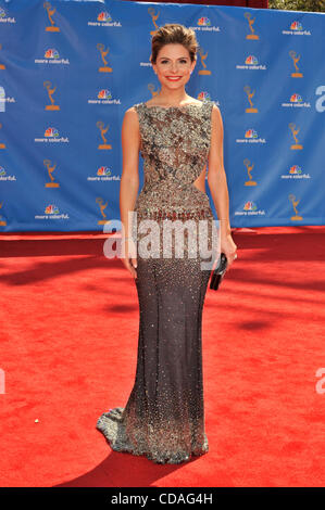 Aug 28, 2010 - Los Angeles, Californie, États-Unis - Maria Menounos arrive pour la 62e Primetime Emmy Awards show. (Crédit : © Lisa Rose/ZUMApress.com) Banque D'Images