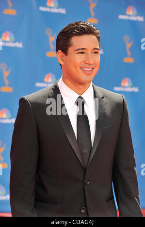 Aug 28, 2010 - Los Angeles, Californie, États-Unis - MARIO LOPEZ arrive pour la 62e Primetime Emmy Awards show. (Crédit : © Lisa Rose/ZUMApress.com) Banque D'Images