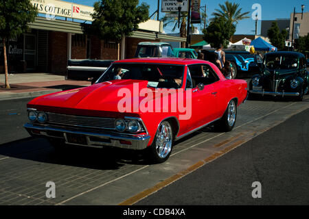 26 septembre 2010 - Henderson, Nevada, United States of America - certains des beaux véhicules au Salon de l'automobile 2010 Super Run, le 26 septembre 2010, sur la rue Water à Henderson, Nevada. (Crédit Image : © Matt Gdowski/ZUMApress.com) Southcreek/mondial Banque D'Images