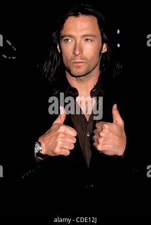 1 janvier 2011 - Hollywood, Californie, États-Unis - J7591PR.X2 : X-MEN UNITED PREMIÈRE AU CHINESE THEATRE HOLLYWOOD.04/28/2003. / / 2003.Hugh Jackman(Image Crédit : Â© Phil Roach/Photos/ZUMAPRESS.com) Globe Banque D'Images