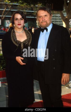 1 janvier 2011 - Hollywood, Californie, États-Unis - 1980 ACADEMY AWARDS.LOS ANGELES, CA.J1177PR. / / / Prix de l'académie des oscars.ROD STEIGER ET FILLE ANNA.(Image Crédit : Â© Phil Roach/Photos/ZUMAPRESS.com) Globe Banque D'Images