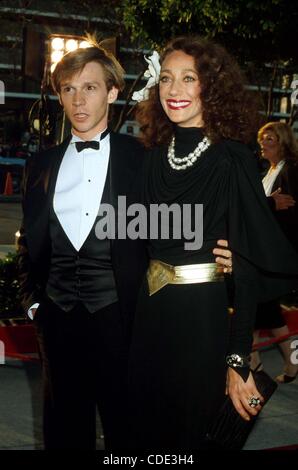 1 janvier 2011 - Hollywood, Californie, États-Unis - 1980 ACADEMY AWARDS.LOS ANGELES, CA.J1177PR. / / / Prix de l'académie des oscars.DENNIS CHRISTOPHER et Marisa Berenson.(Image Crédit : Â© Phil Roach/Photos/ZUMAPRESS.com) Globe Banque D'Images