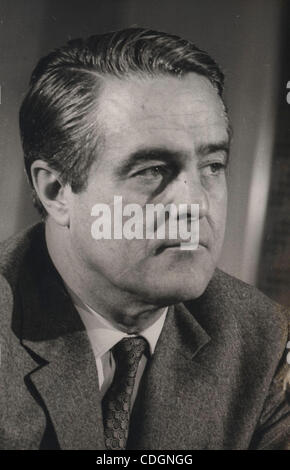 18 janvier 2011 - Paris, France - Robert Sargent Shriver, JR. (9 novembre 1915 - 18 janvier 2011) était un homme politique américain et militant. Connu sous le nom de R. Sargent Shriver ou Sarge, il est surtout connu comme partie de la famille Kennedy, comme à l'origine de la création du Corps de la paix, et comme le Dem Banque D'Images